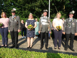 Königscrew v.l.n.r.: Maike und Jan-Peter Prien, Petra und Rainer Haase, Rebecca und Frank Peper - Foto: Wilfried Stresow